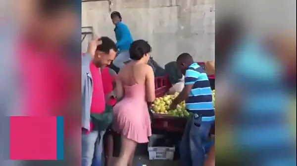 Nouveau savoureuse brune sur le marché de la ville natale tube d'énergie