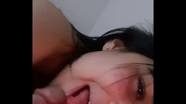 Nová GIVES ME GREAT BLOWJOB WHILE I EAT ALL HER PUSSY WHILE PUTTING HER IN MY FACE energetická trubice