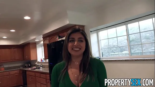 New PropertySex Horny wife with big tits cheats on her husband with real estate agent energy Tube