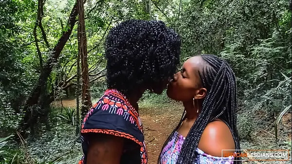 새로운 PUBLIC Walk in Park, Private African Lesbian Toy Play 에너지 튜브