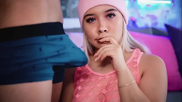 Nová Colombian blonde loves sucking her stepbrother's cock live energetická trubice