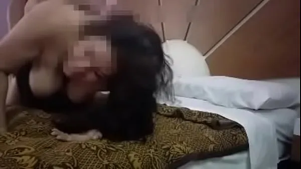 How delicious I piss off my ex...she gets very excited and wants to continue being my whore, how delicious her boobs hang أنبوب طاقة جديد