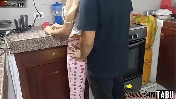 OMG! My stepsister really knows how to have an orgasm rough sex with my rich stepsister in the kitchen Tiub tenaga baharu