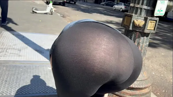 Νέος σωλήνας ενέργειας Bubble Butt Wedgie Candid City Streets