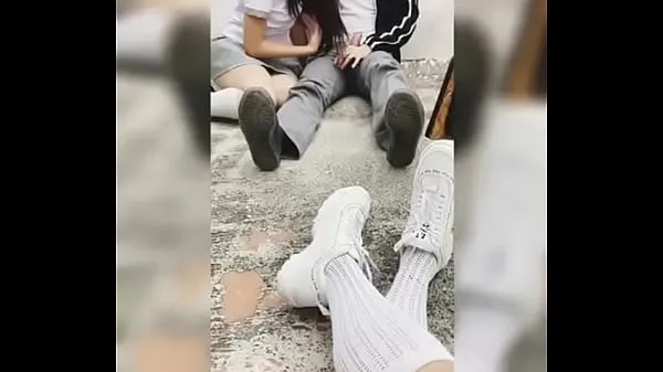 Nouveau Meilleurs AMIS Étudiants Slutty de l'ÉCOLE Technique s'enregistrent en train de sucer la bite d'un Wey et de baiser à l'école! Écolière mexicaine amateur baise en public, étudiants pr&ea tube d'énergie