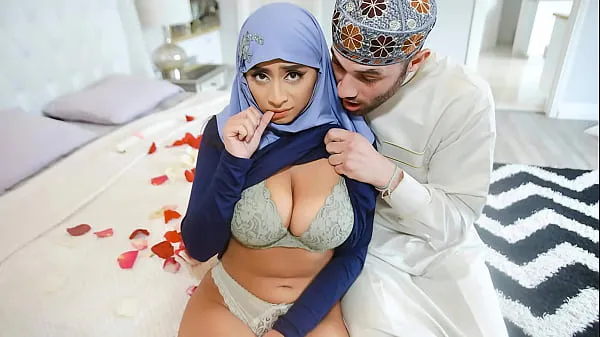 New Arab Husband Trying to Impregnate His Hijab Wife - HijabLust energy Tube