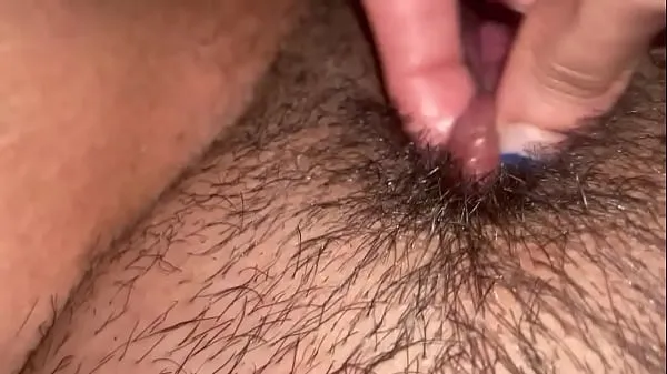 Νέος σωλήνας ενέργειας Fucking my clitoris